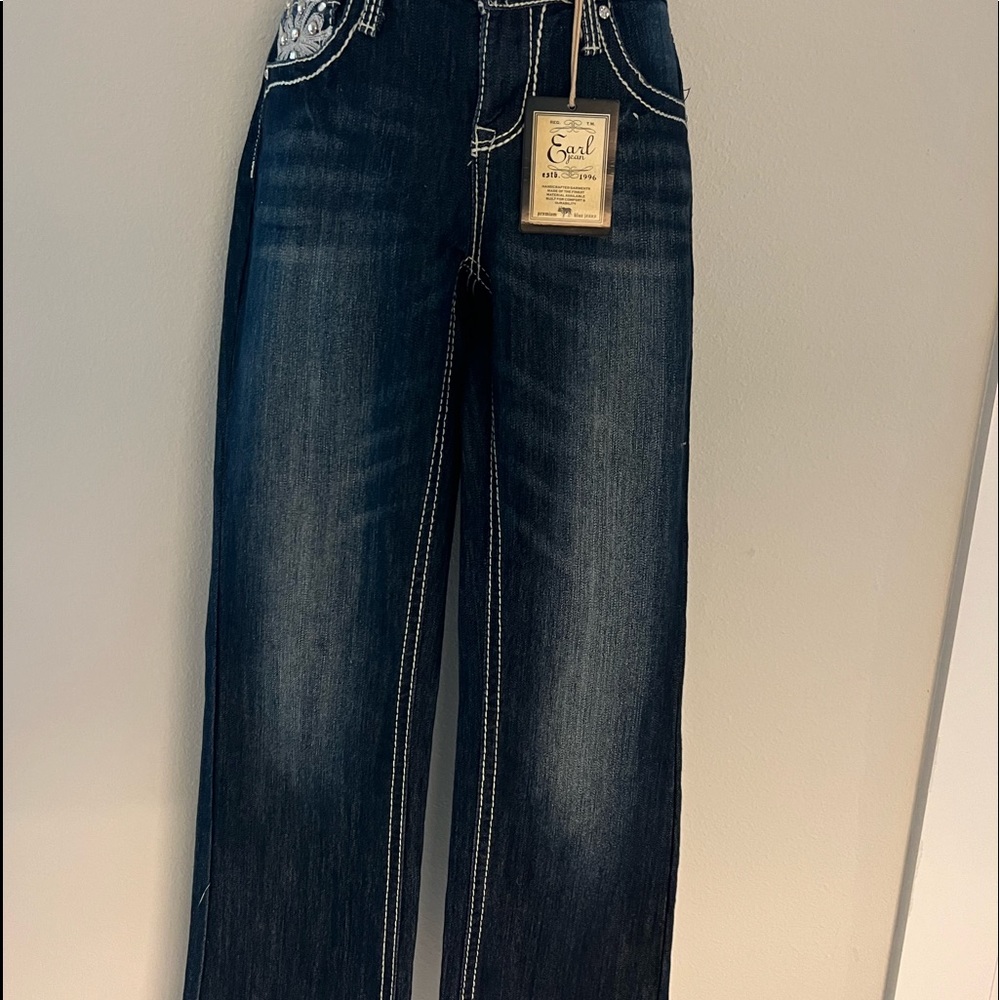 Brand new Earl Jeans 4 petite